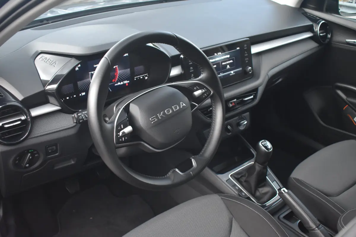 1.0 TSI 95PK Selection PDC Achter | Cruise Control | Verkeersbord detectie | Lane assist | Keyless start | Extra geting glas achter | VERLENGDE GARANTIE!