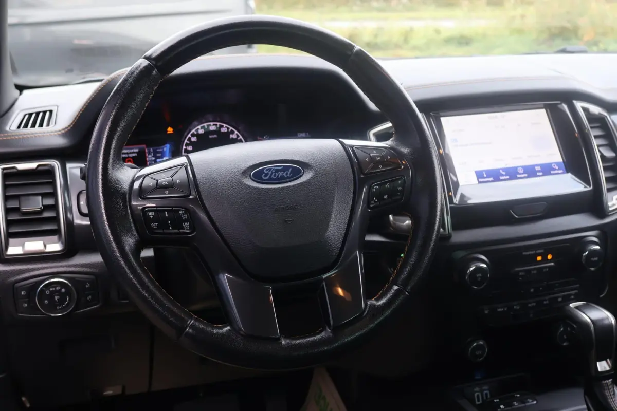 2.0 EcoBlue Wildtrak Supercab | Trekhaak | Adaptive Cruise | Camera | Stoelverwarming | Dealer Onderhouden |