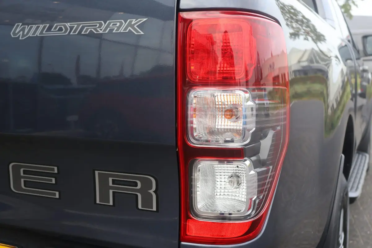 2.0 EcoBlue Wildtrak Supercab | Trekhaak | Adaptive Cruise | Camera | Stoelverwarming | Dealer Onderhouden |