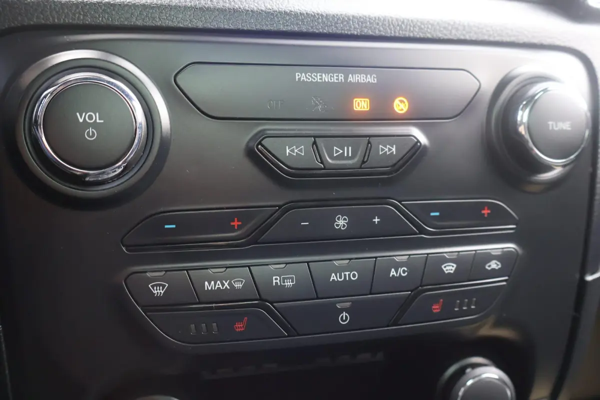 2.0 EcoBlue Wildtrak Supercab | Trekhaak | Adaptive Cruise | Camera | Stoelverwarming | Dealer Onderhouden |