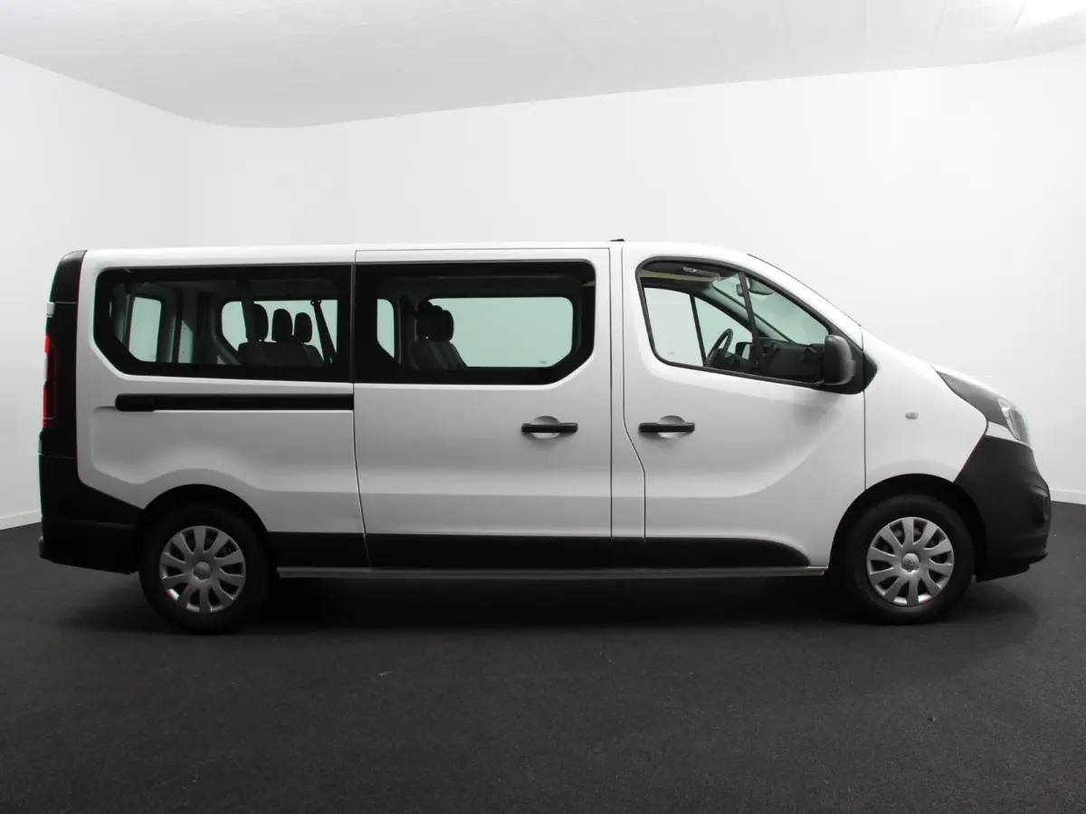1.6 CDTI L2H1 8-Persoons PERSONENBUS Incl. BTW/Bpm Airco Bluetooth Lang 8-persoons