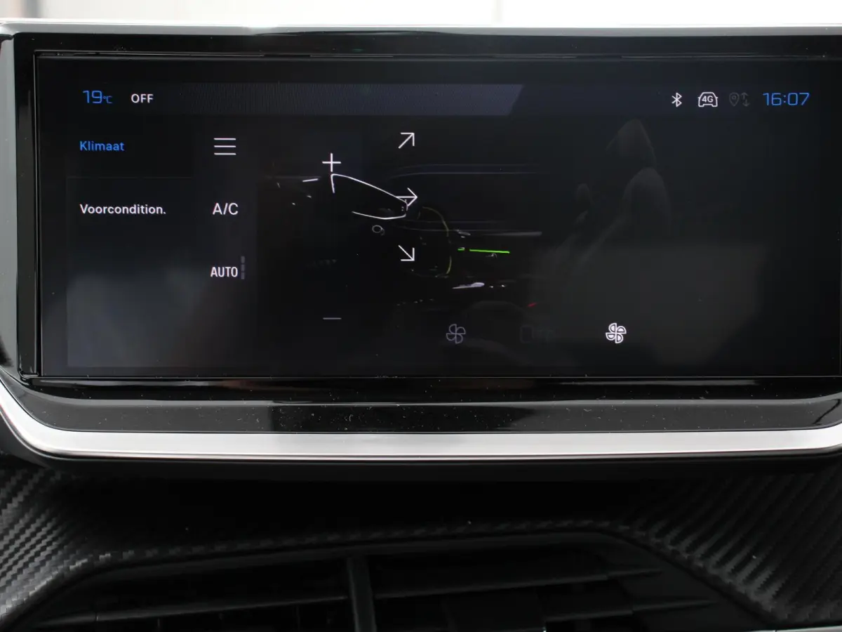 EV Allure Pack 50 kWh Warmtepomp Navigatie Apple Carplay Android Auto Parkeerhulp Cruise Control Full Led Climate Control Lichtmetalen velgen