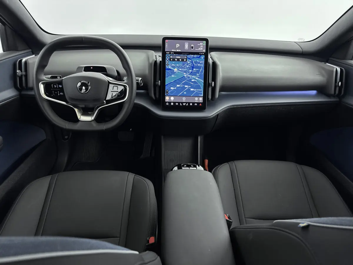 Single Motor Extended Range Plus 69 kWh | NL Auto | Dealer Onderhouden | Stoel + Stuurverwarming| Elektrisch stoelbediening met geheugen | Apple Carplay-Android Auto | Harman en Kardon | PDC