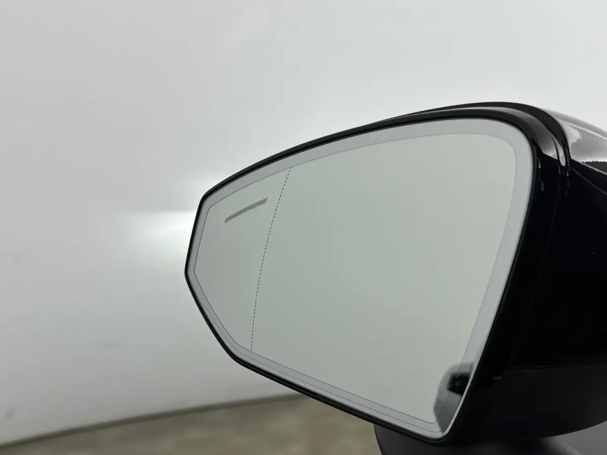 Single Motor Extended Range Plus 69 kWh | NL Auto | Dealer Onderhouden | Stoel + Stuurverwarming| Elektrisch stoelbediening met geheugen | Apple Carplay-Android Auto | Harman en Kardon | PDC
