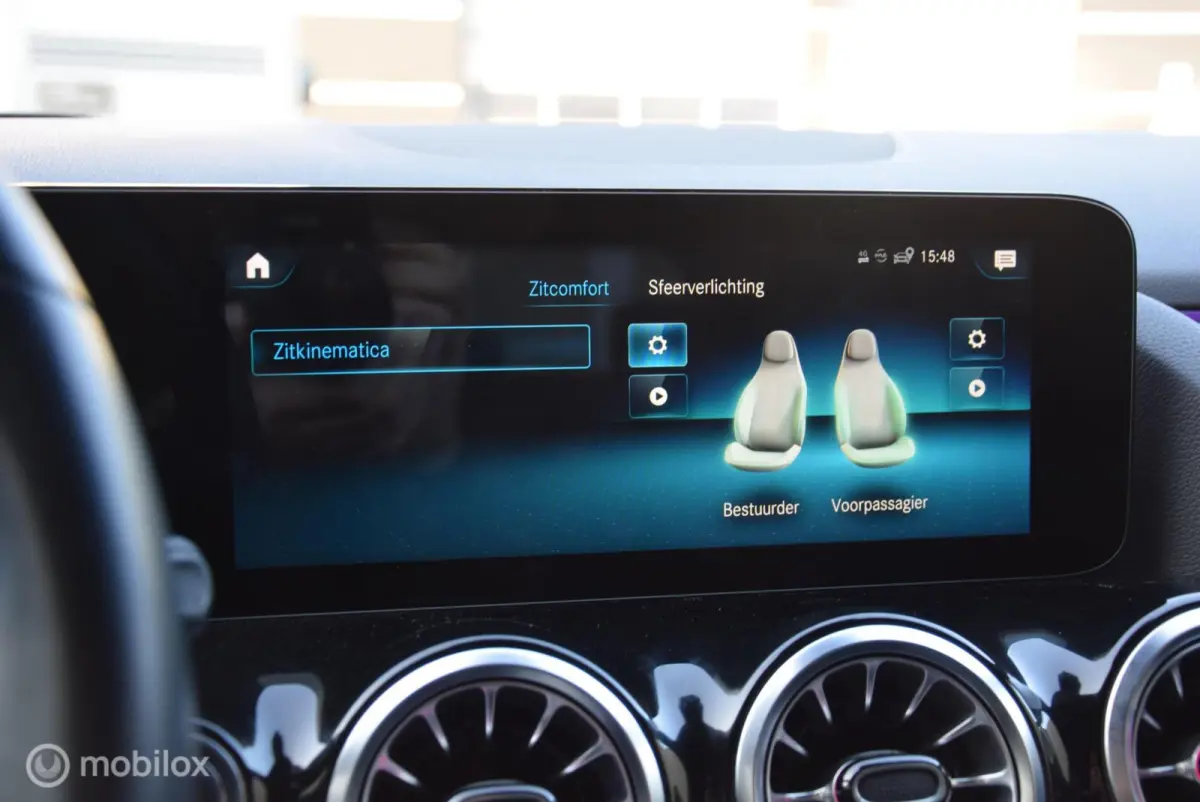 250 Business Solution Luxury 67 kWh SOH 98% Pano Keyless
