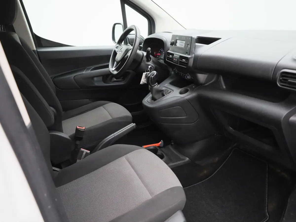 1.5D L1H1 Edition | Airconditioning | Bluetooth | Zijschuifdeur |