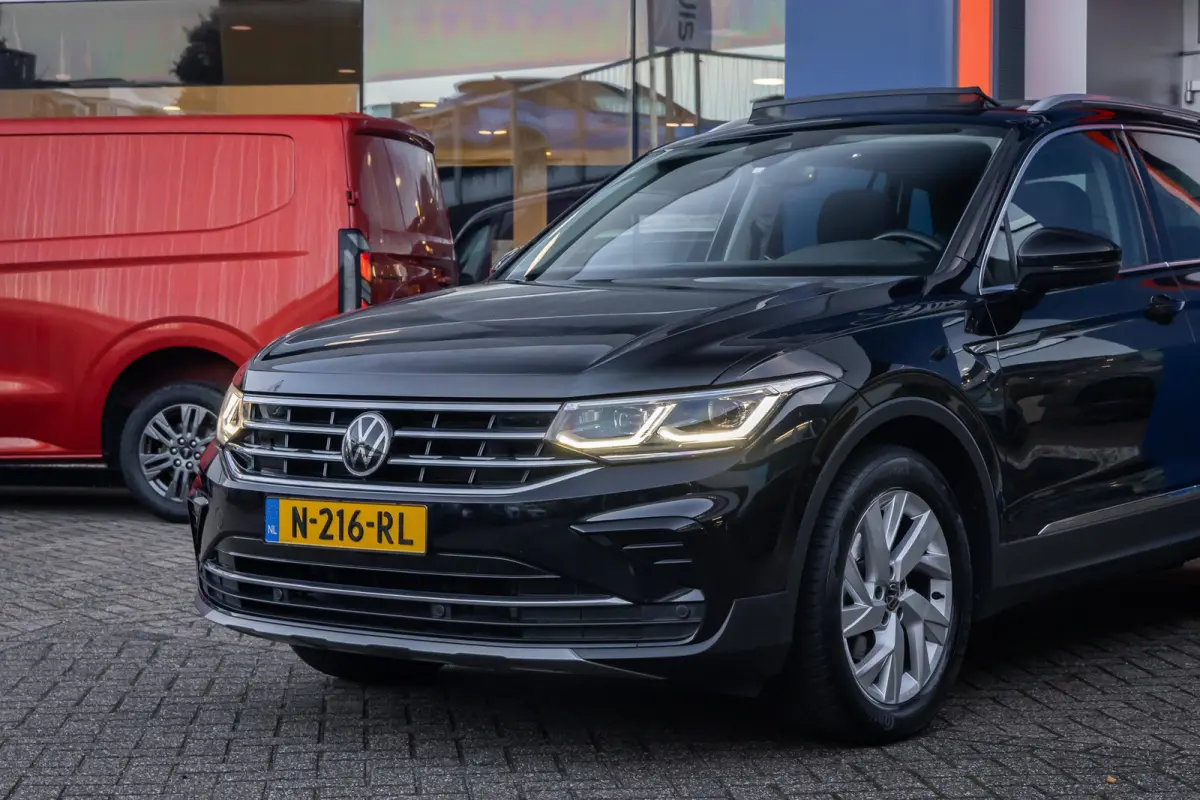 1.5 TSI Elegance | Trekhaak | Panodak | Cruise adaptief | Camera | Stoel+stuur verwarming | Matrix led | Elektrisch bedienbare achterklep | Achteruitrijcamera | Cruise control adaptief met S