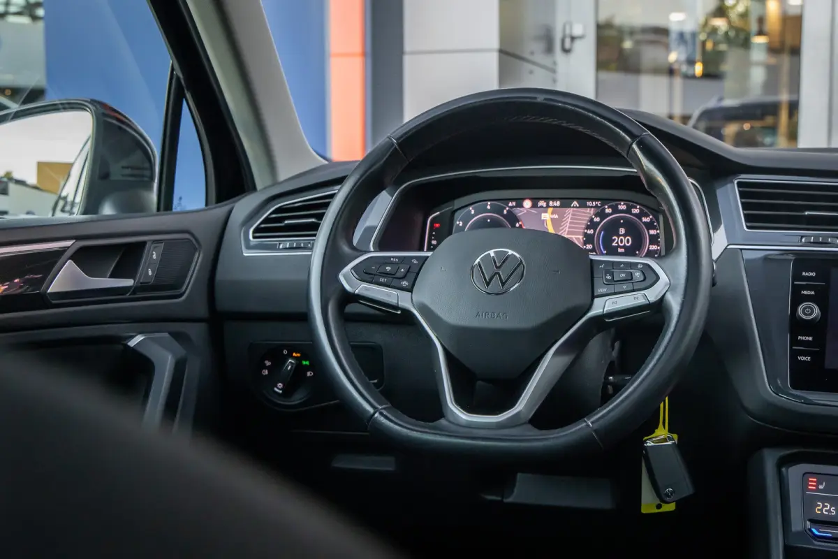 1.5 TSI Elegance | Trekhaak | Panodak | Cruise adaptief | Camera | Stoel+stuur verwarming | Matrix led | Elektrisch bedienbare achterklep | Achteruitrijcamera | Cruise control adaptief met S
