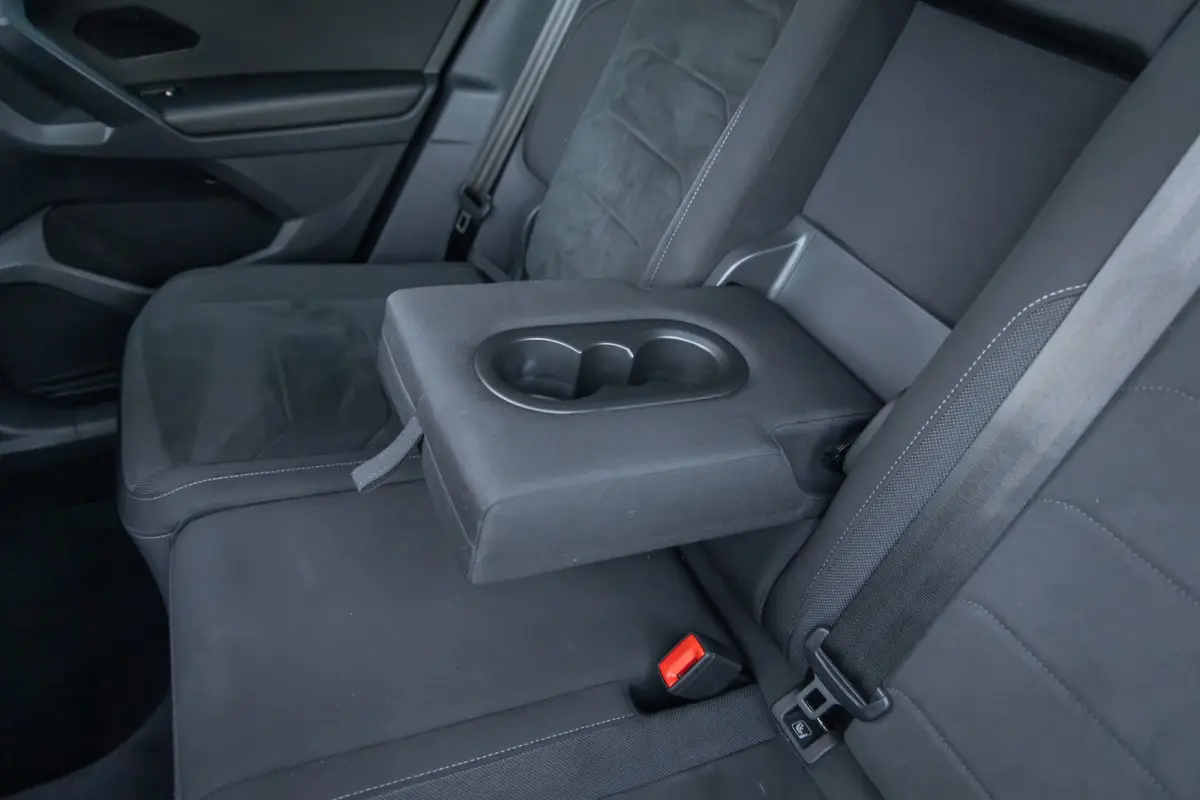 1.5 TSI Elegance | Trekhaak | Panodak | Cruise adaptief | Camera | Stoel+stuur verwarming | Matrix led | Elektrisch bedienbare achterklep | Achteruitrijcamera | Cruise control adaptief met S
