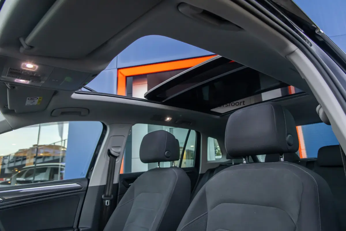 1.5 TSI Elegance | Trekhaak | Panodak | Cruise adaptief | Camera | Stoel+stuur verwarming | Matrix led | Elektrisch bedienbare achterklep | Achteruitrijcamera | Cruise control adaptief met S
