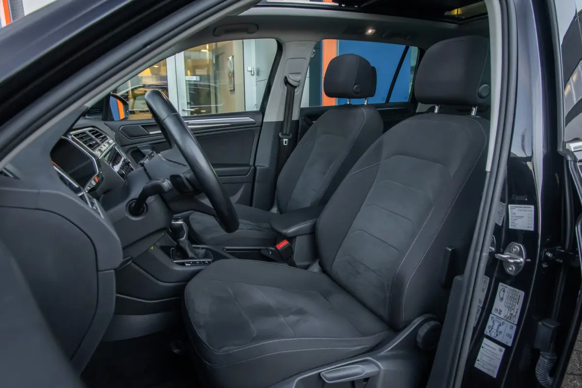 1.5 TSI Elegance | Trekhaak | Panodak | Cruise adaptief | Camera | Stoel+stuur verwarming | Matrix led | Elektrisch bedienbare achterklep | Achteruitrijcamera | Cruise control adaptief met S