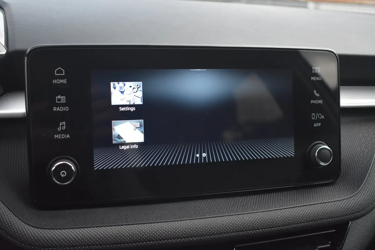 1.0 TSI 95PK Selection | PDC Achter | 15 inch lichtmetalen velgen | Apple Carplay & Android Auto | Lane assist | Verkeersbord herkenning | VERLENGDE GARANTIE