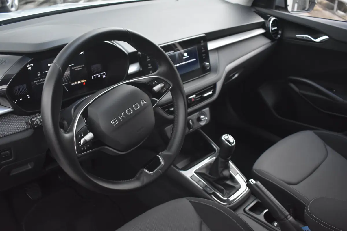 1.0 TSI 95PK Selection | PDC Achter | 15 inch lichtmetalen velgen | Apple Carplay & Android Auto | Lane assist | Verkeersbord herkenning | VERLENGDE GARANTIE
