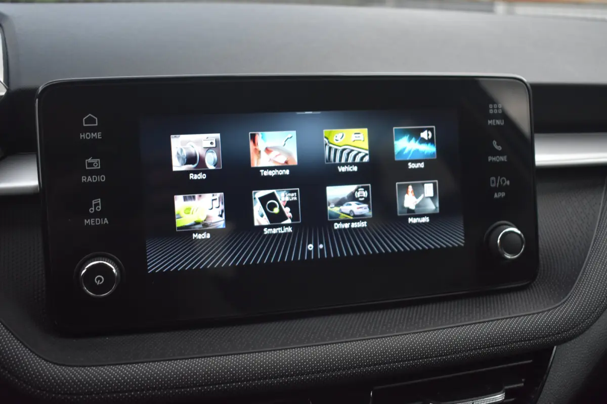 1.0 TSI 95PK Selection | PDC Achter | 15 inch lichtmetalen velgen | Apple Carplay & Android Auto | Lane assist | Verkeersbord herkenning | VERLENGDE GARANTIE