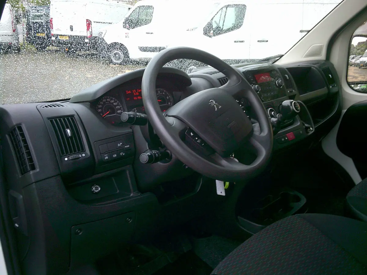 335 2.2 BlueHDi 140 L3H2 Asphalt OPENLAADBAK+AIRCO+CRUISE+TREKHAAK !!!