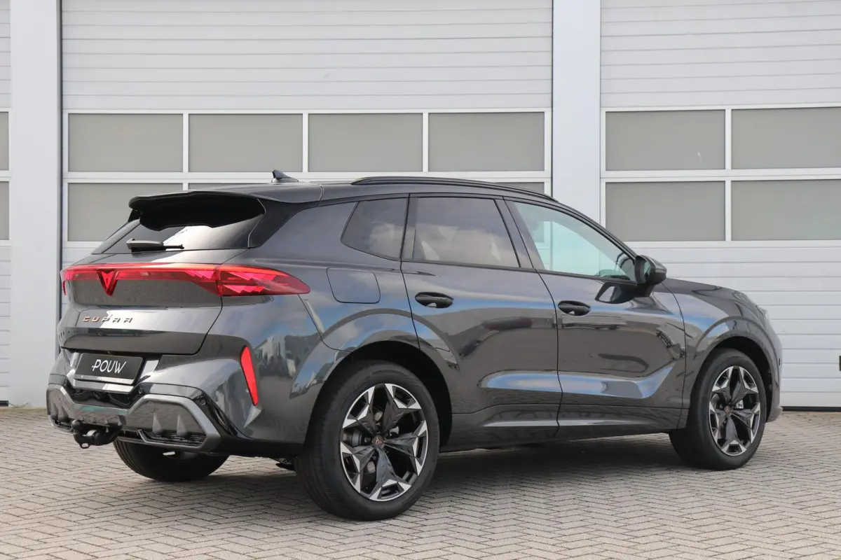 1.5 TSI 204pk e-Hybrid | Panoramadak | Trekhaak | Stoelverwarming | Full Link | Achteruitrijcamera