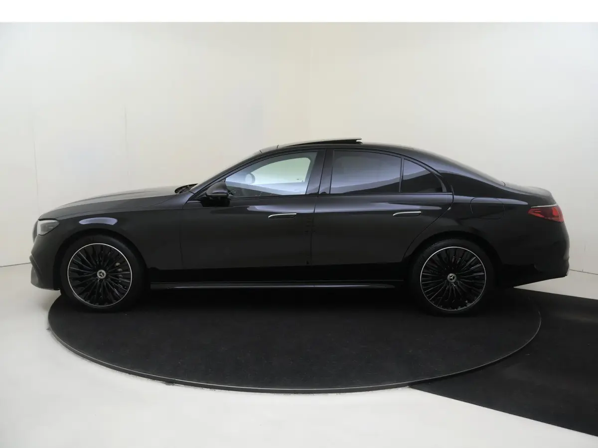 300 e Sport Edition Panoramadak / Rijassistentiepakket / 360 camera / Sluitbekrachtiging