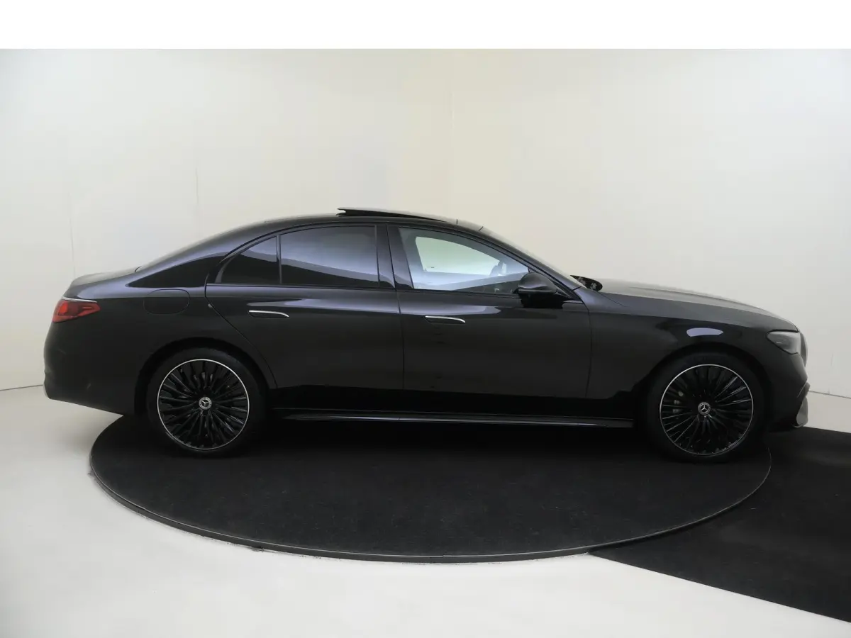 300 e Sport Edition Panoramadak / Rijassistentiepakket / 360 camera / Sluitbekrachtiging