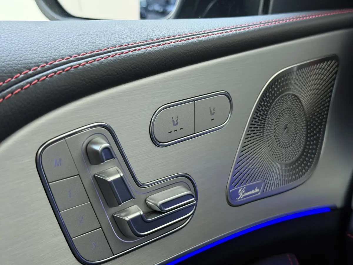 AMG 53 Hybrid 4MATIC+ / Premium/ Panoramadak/ 22 inch/ El. Stoelen V+A/ Stoelverwarming V+A/ Burmester/ Night