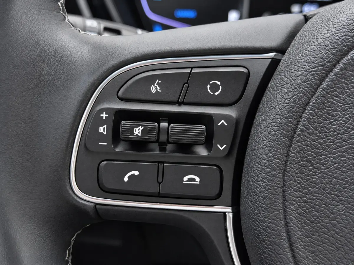 1.6 GDi Hybrid DynamicLine Dealer onderhouden | Navigatie | ACC | Climate control | Superzuinig | HEV |