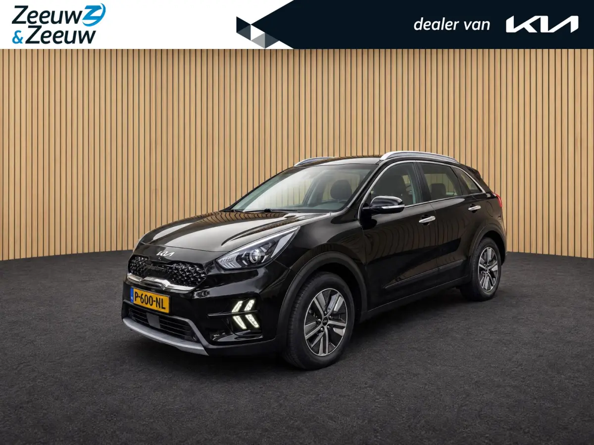 1.6 GDi Hybrid DynamicLine Dealer onderhouden | Navigatie | ACC | Climate control | Superzuinig | HEV |