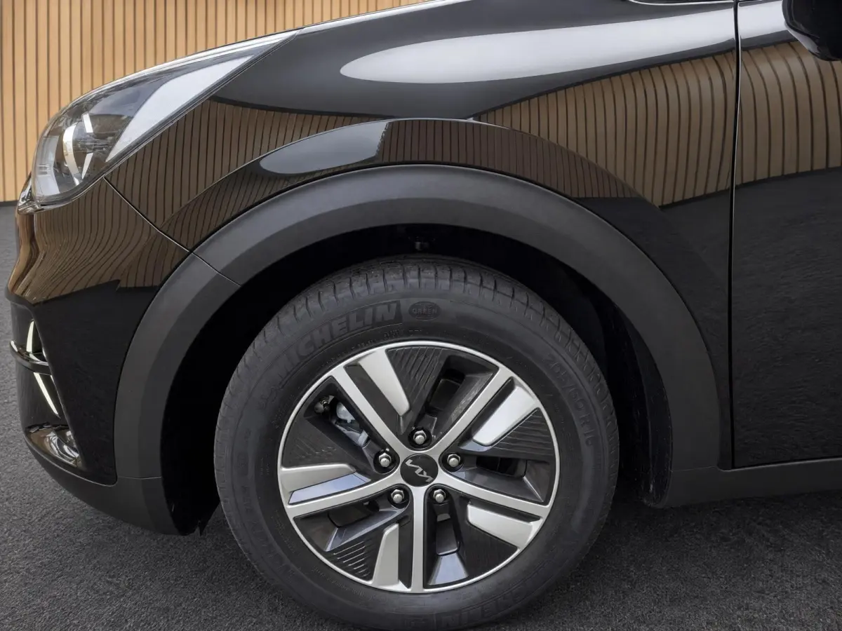 1.6 GDi Hybrid DynamicLine Dealer onderhouden | Navigatie | ACC | Climate control | Superzuinig | HEV |