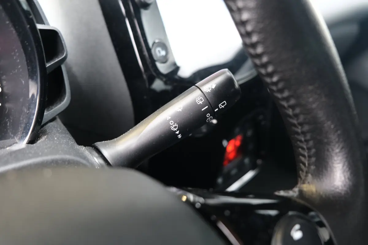 1.0 e-VTi Allure Navi Cruise CAM DAB+ Keyless