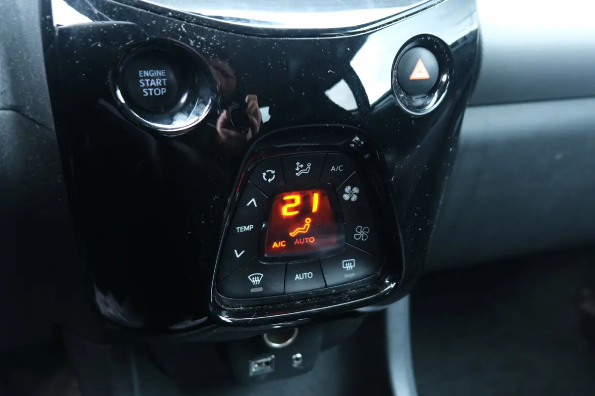 1.0 e-VTi Allure Navi Cruise CAM DAB+ Keyless