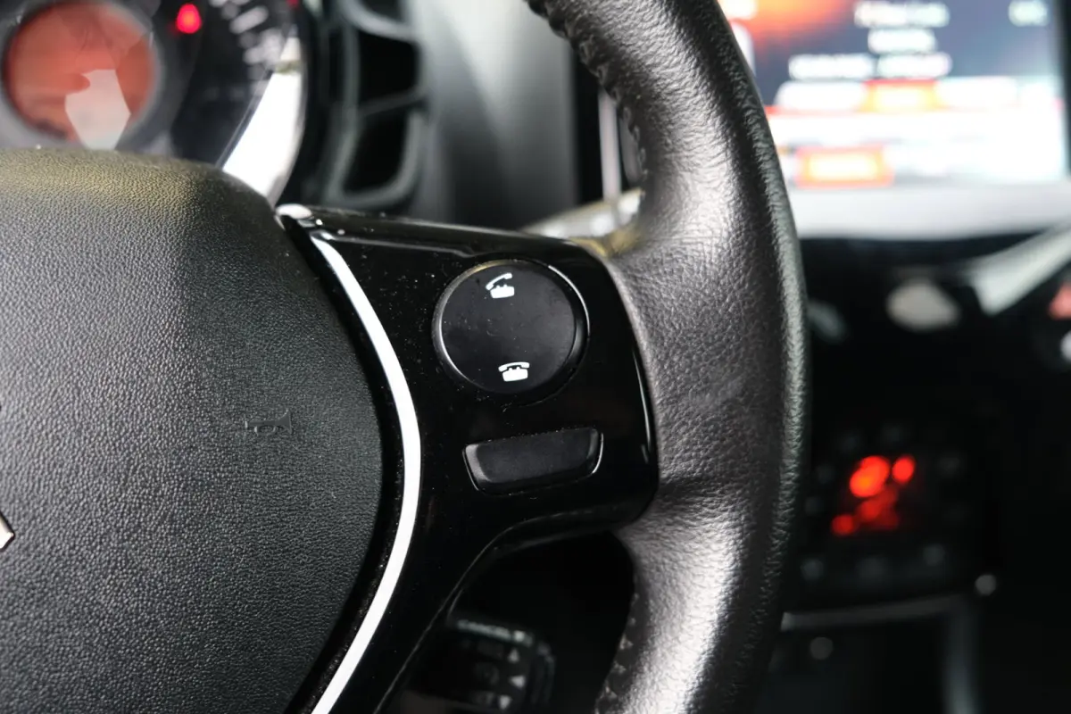 1.0 e-VTi Allure Navi Cruise CAM DAB+ Keyless