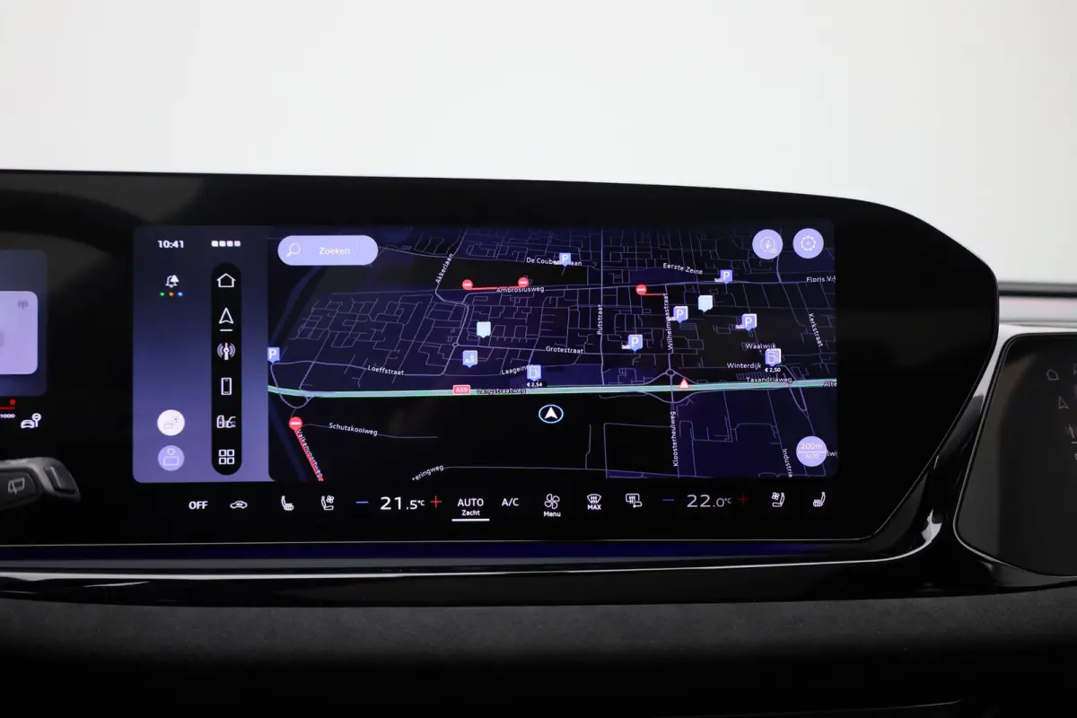 RS 5 Avant e-hybrid quattro 639 PK | RS-sportuitlaat | RS-sportstoel plus | Audi Sportpakket | Panoramadak | 360 Camera | Bang & Olufsen | Trekhaak | Stoelverwarming | MMI bijrijdersdisplay 