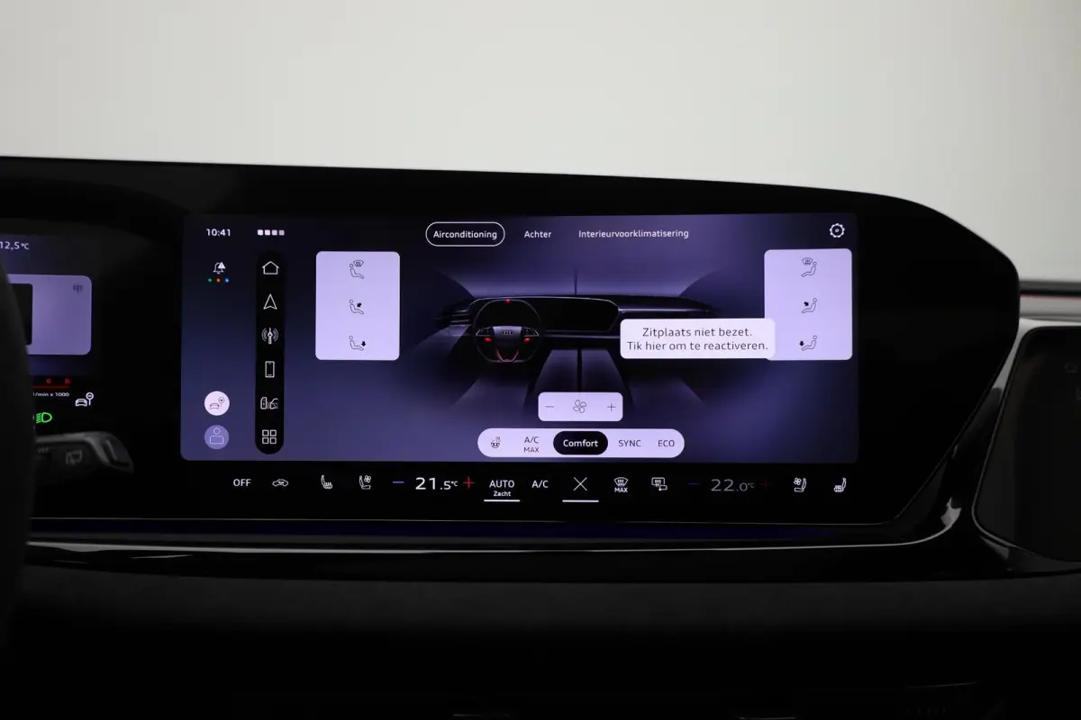 RS 5 Avant e-hybrid quattro 639 PK | RS-sportuitlaat | RS-sportstoel plus | Audi Sportpakket | Panoramadak | 360 Camera | Bang & Olufsen | Trekhaak | Stoelverwarming | MMI bijrijdersdisplay 