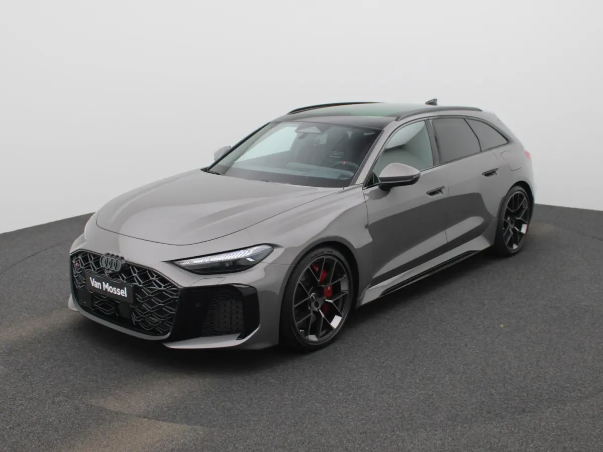 RS 5 Avant e-hybrid quattro 639 PK | RS-sportuitlaat | RS-sportstoel plus | Audi Sportpakket | Panoramadak | 360 Camera | Bang & Olufsen | Trekhaak | Stoelverwarming | MMI bijrijdersdisplay 