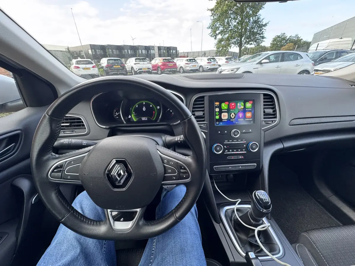 1.5 Blue dCi Business Zen, Marge, Euro 6, Apple Carplay