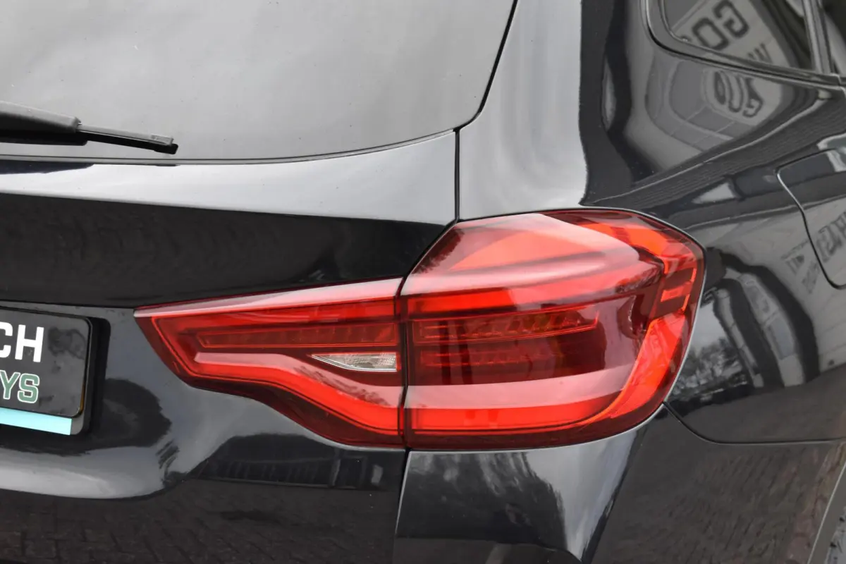 High Executive 80 kWh | Shadow Pack | Panorama | Harman Kardon |