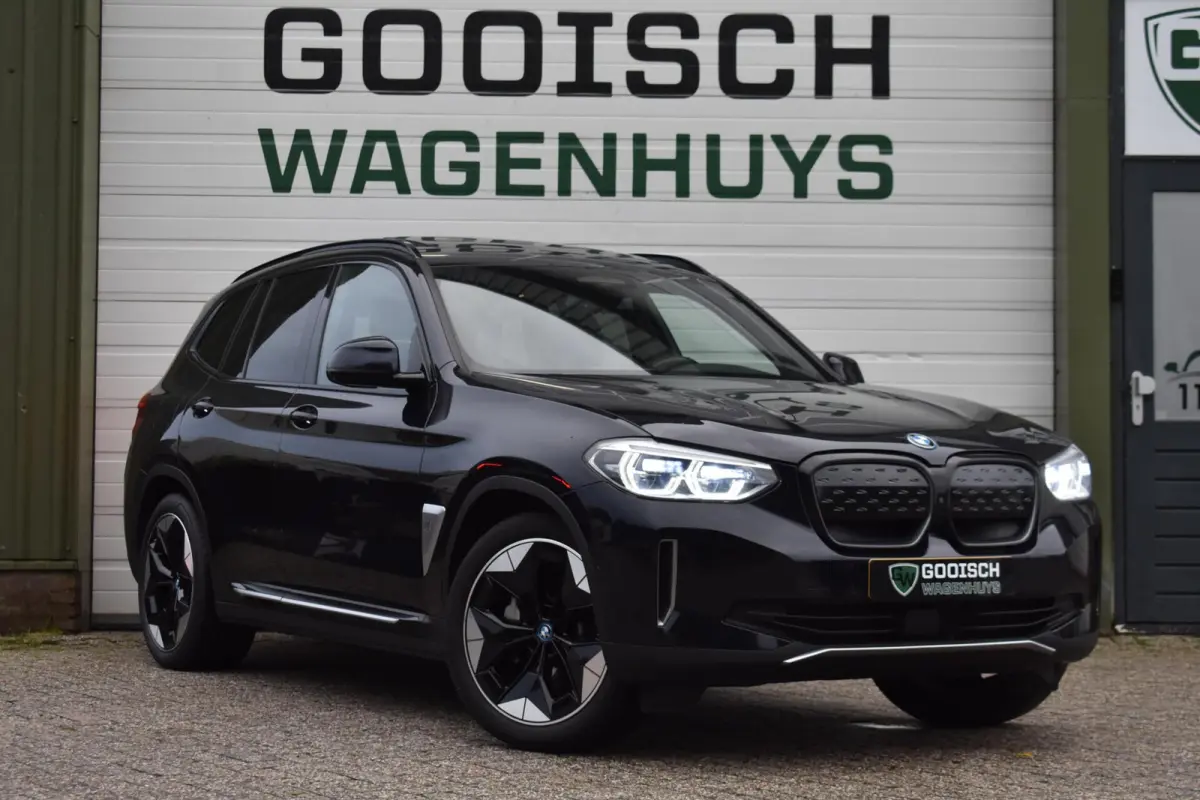 High Executive 80 kWh | Shadow Pack | Panorama | Harman Kardon |