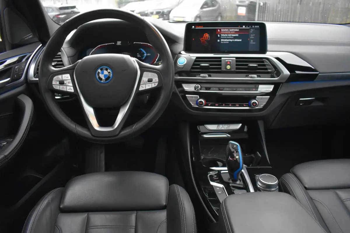 High Executive 80 kWh | Shadow Pack | Panorama | Harman Kardon |