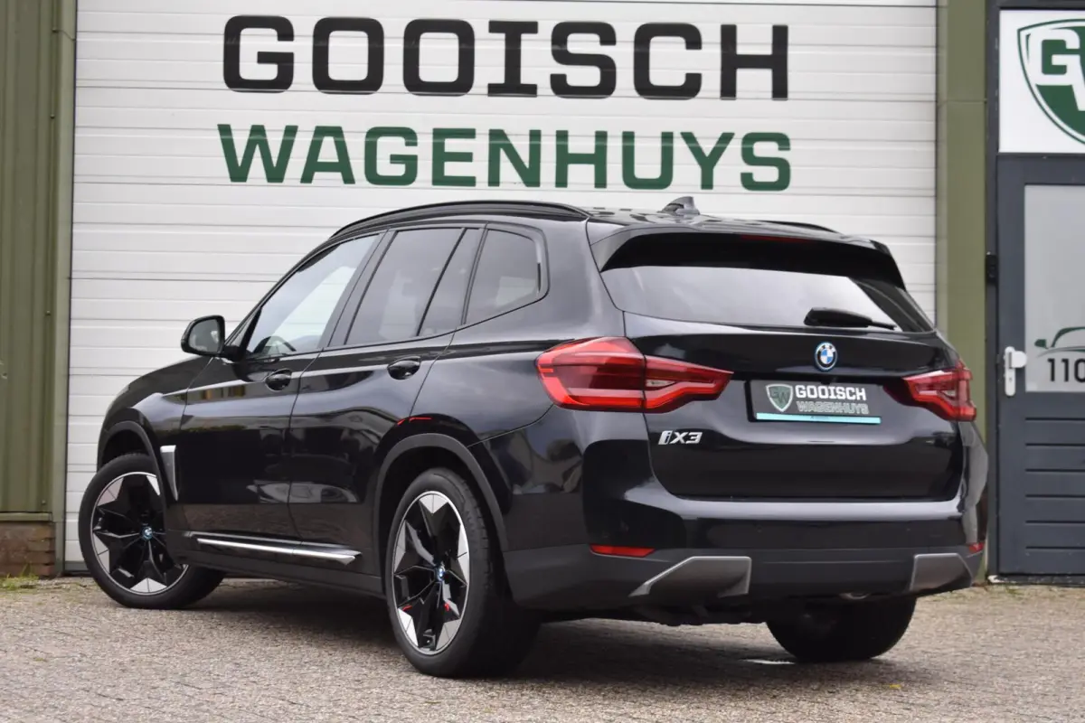 High Executive 80 kWh | Shadow Pack | Panorama | Harman Kardon |