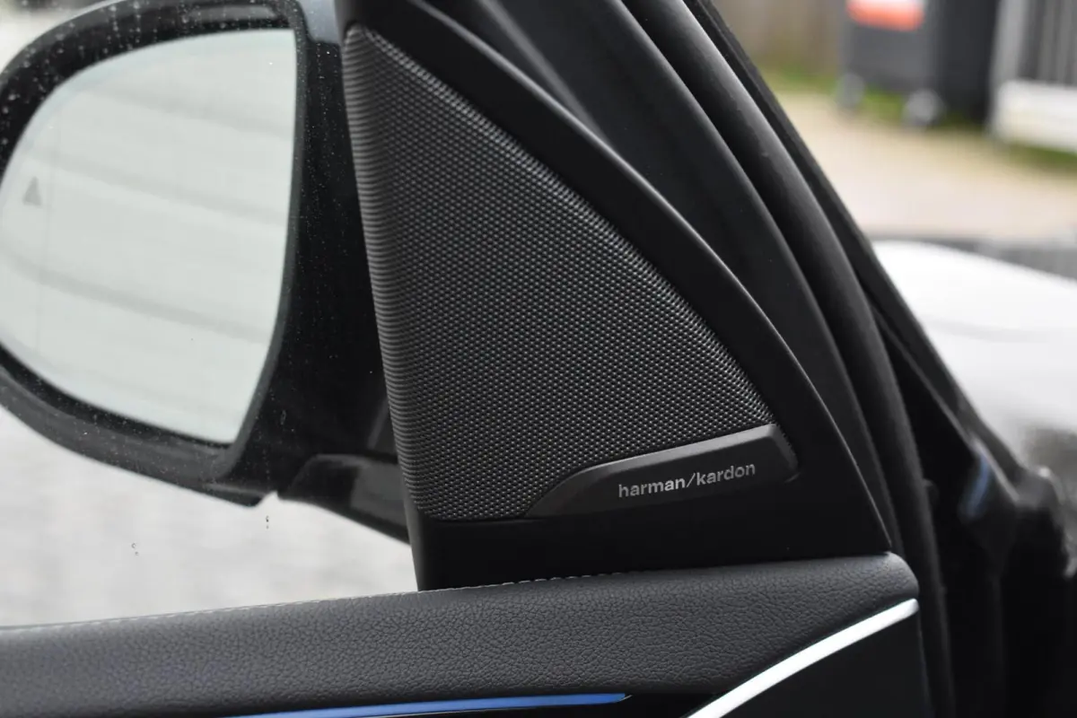 High Executive 80 kWh | Shadow Pack | Panorama | Harman Kardon |