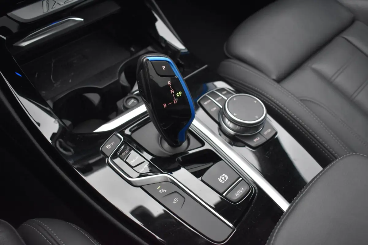 High Executive 80 kWh | Shadow Pack | Panorama | Harman Kardon |