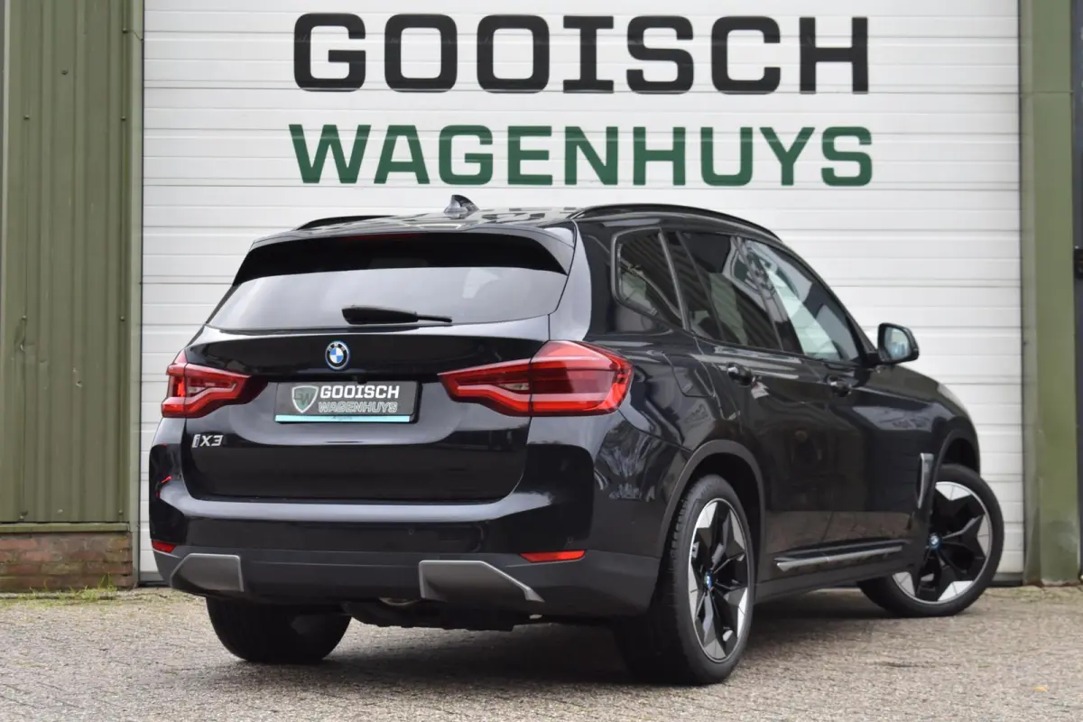 High Executive 80 kWh | Shadow Pack | Panorama | Harman Kardon |