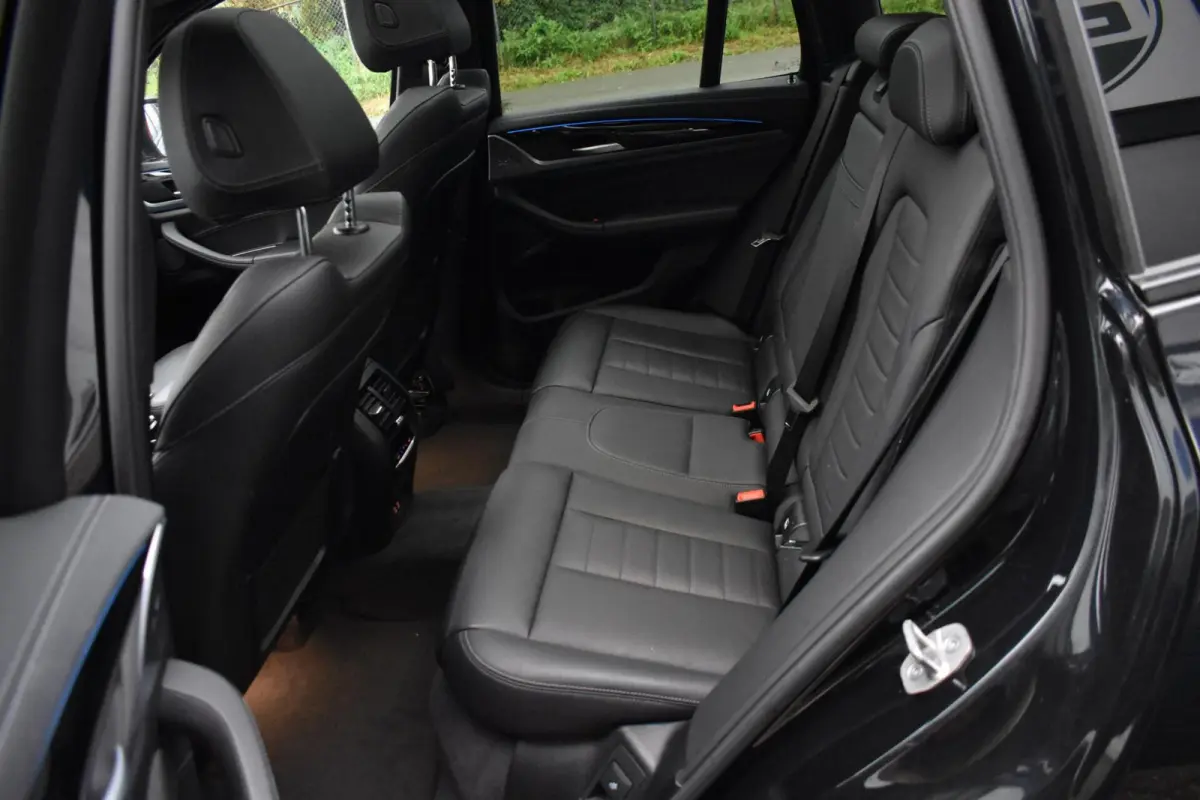 High Executive 80 kWh | Shadow Pack | Panorama | Harman Kardon |