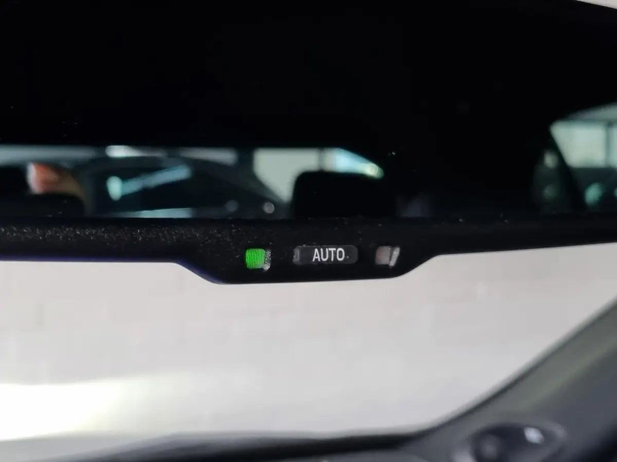 1.5 Hybrid GR Sport Limited / JBL / HUD