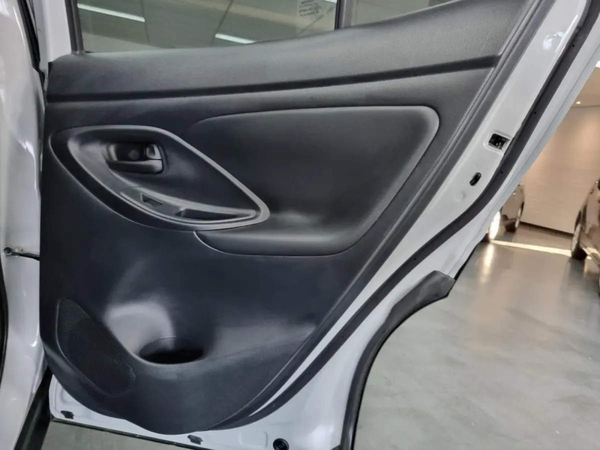 1.5 Hybrid GR Sport Limited / JBL / HUD