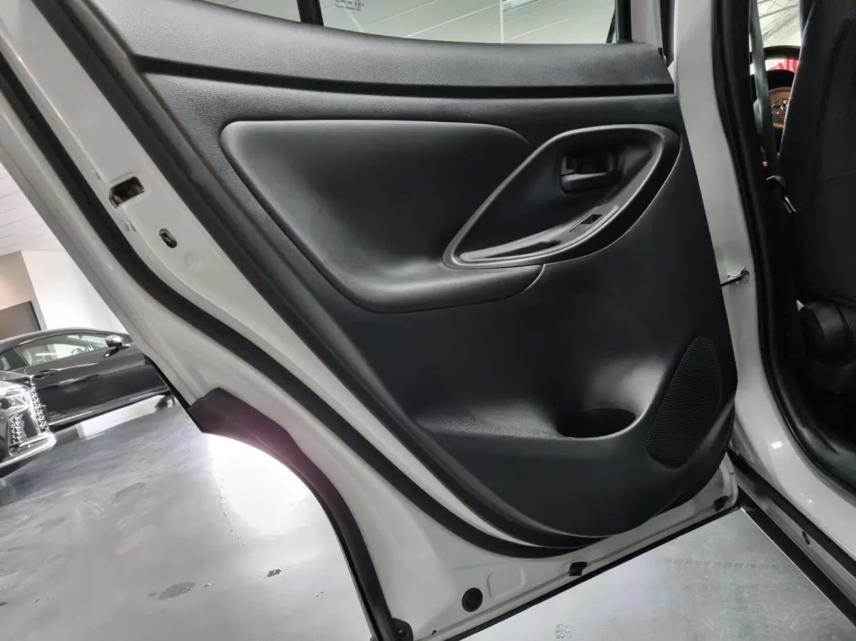 1.5 Hybrid GR Sport Limited / JBL / HUD