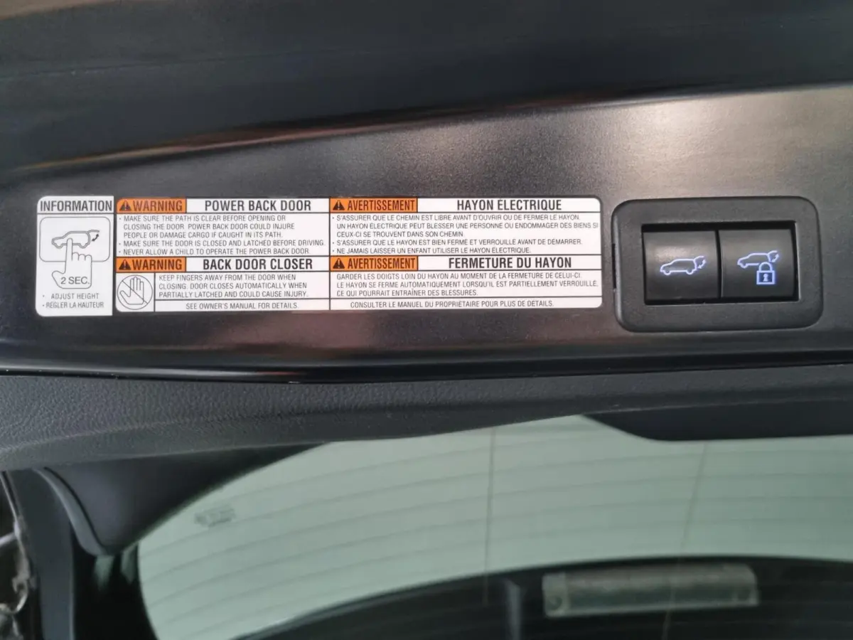 1.5 Hybrid GR Sport Limited / JBL / HUD