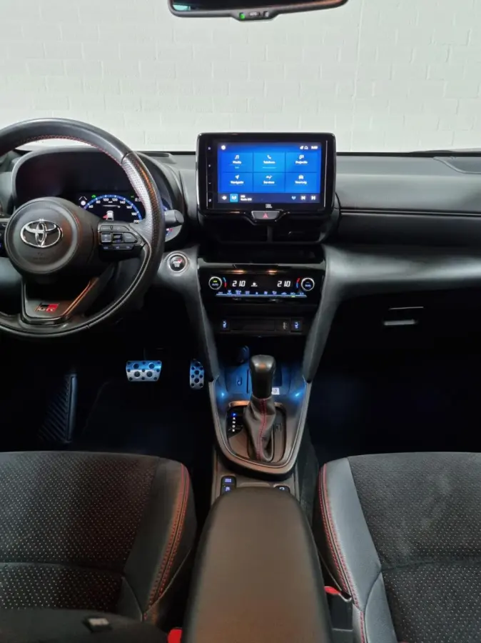 1.5 Hybrid GR Sport Limited / JBL / HUD