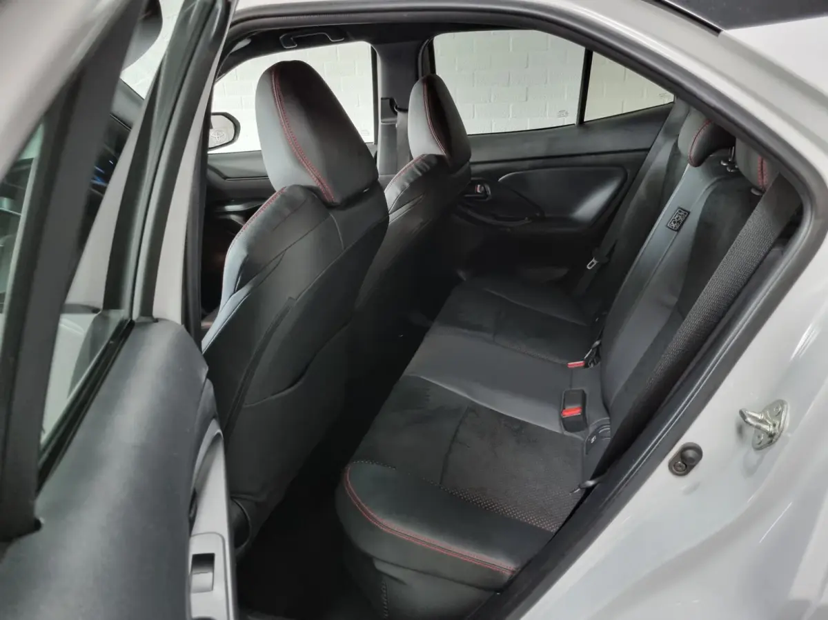 1.5 Hybrid GR Sport Limited / JBL / HUD