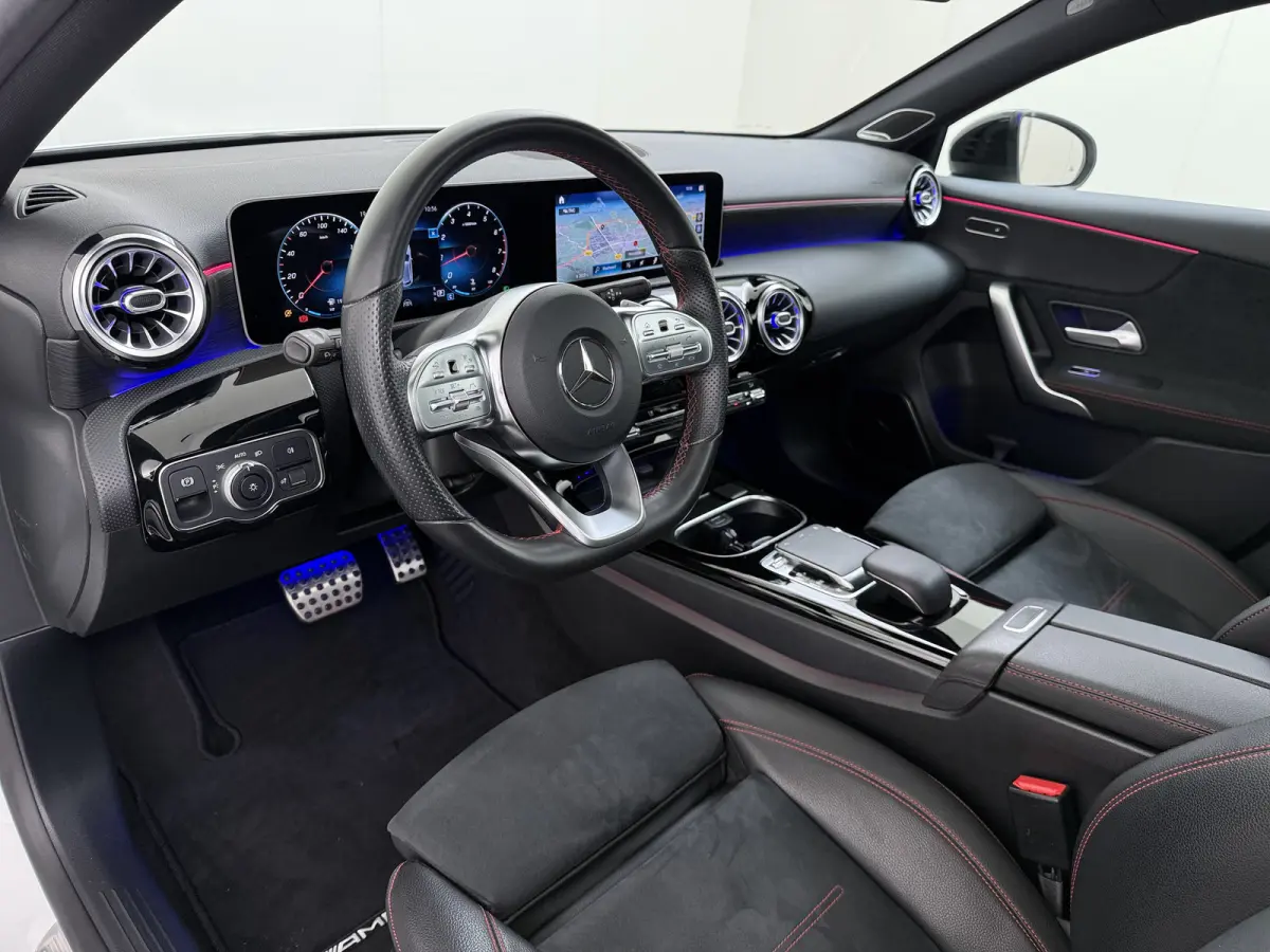 A 250 AMG line Night | Panorama Burmester Memory Multibeam Distronic