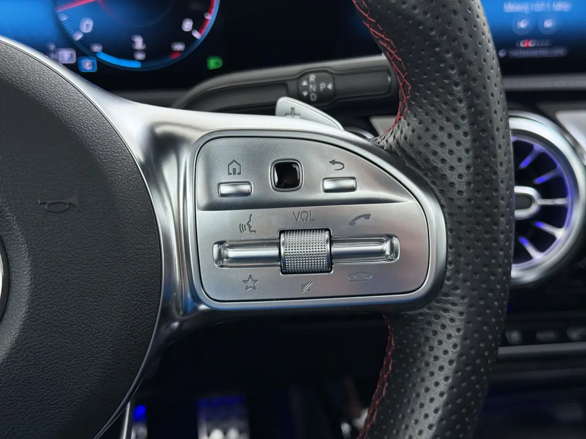 A 250 AMG line Night | Panorama Burmester Memory Multibeam Distronic