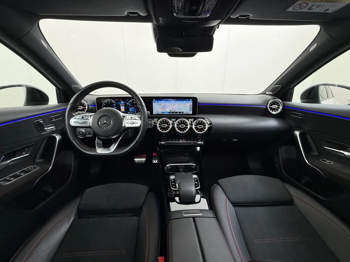 A 250 AMG line Night | Panorama Burmester Memory Multibeam Distronic